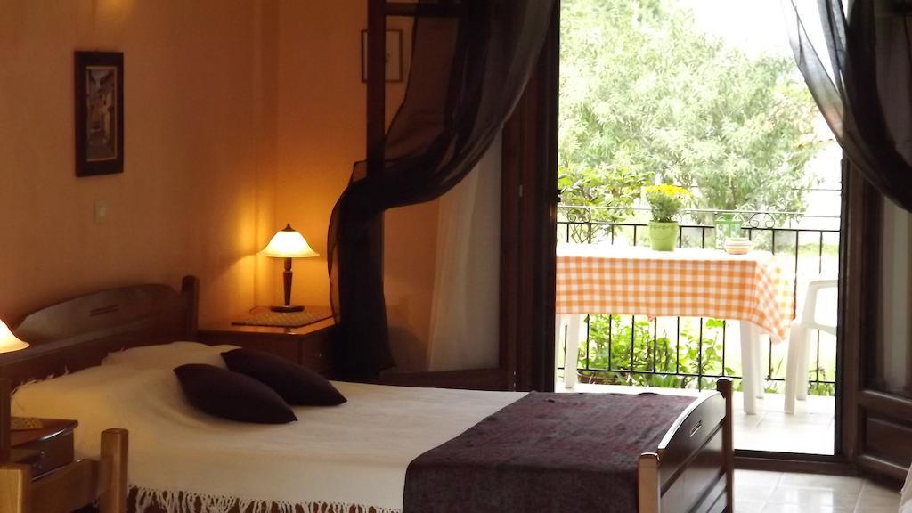 Pefka Studios & Apartments Vourvourou Kamer foto